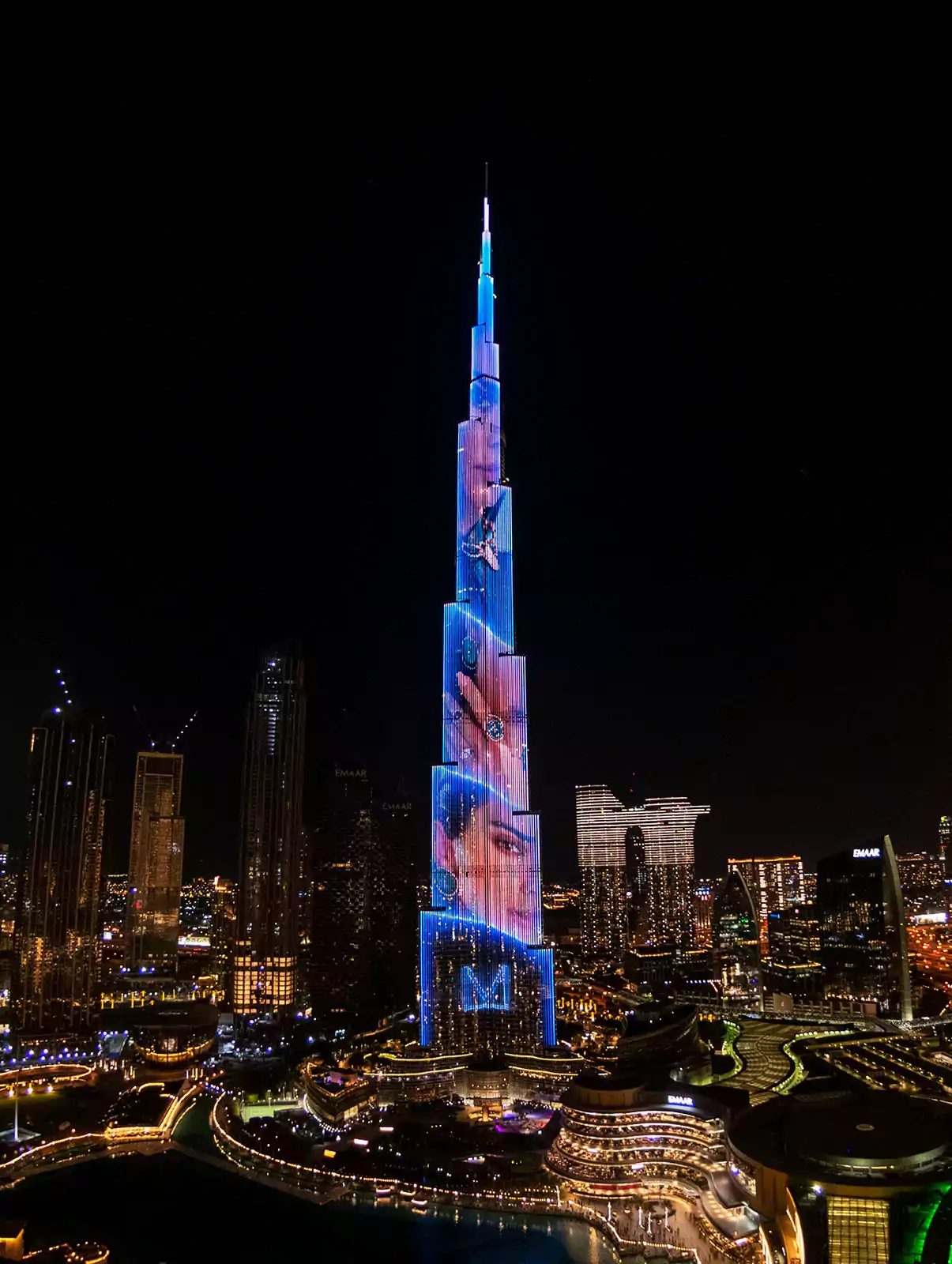 MESSIKA LIGHTS UP THE BURJ KHALIFA