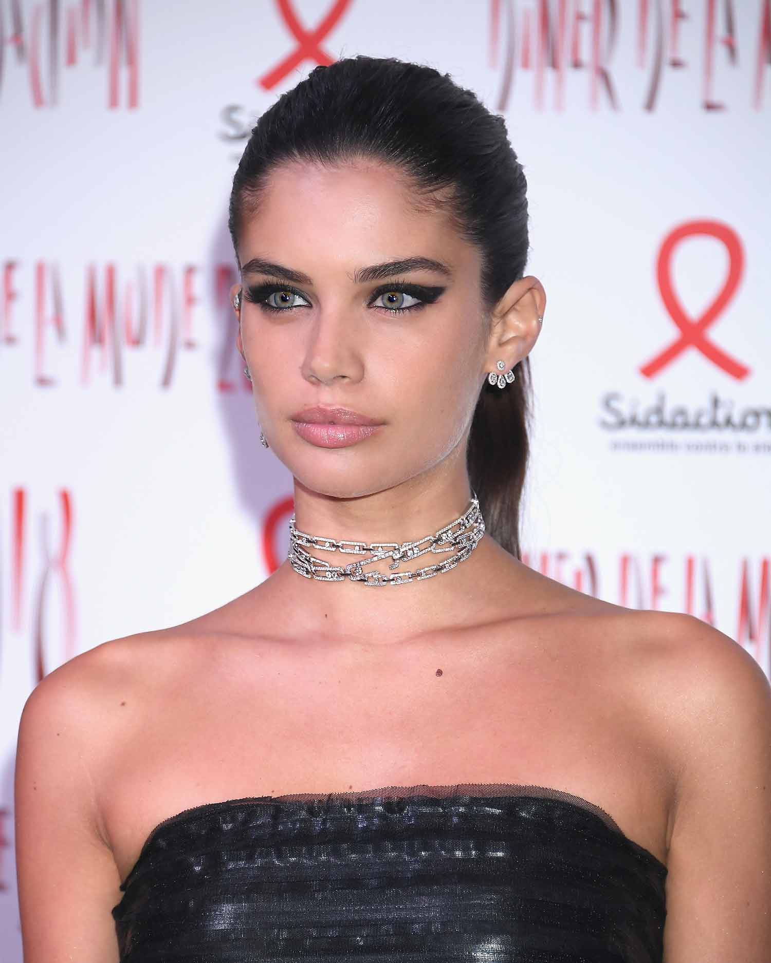 Sara Sampaio shone in Messika diamond jewellery